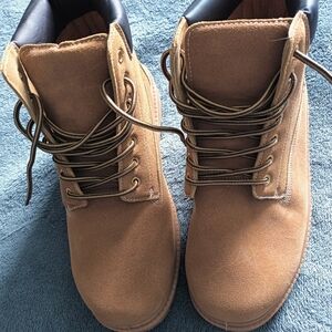 COPY - SIZE 12 NEW MEN'S WORK BOOTS, INSULATED, LEATHER UPPER NEVER WORN ,H QUA…